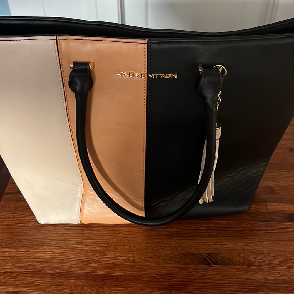Adrienne Vittadini Bags